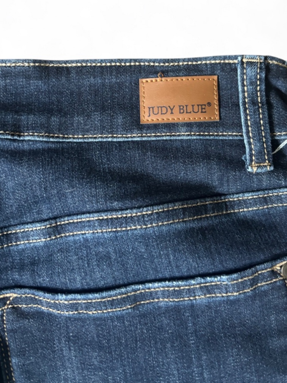 Judy Blue Dark Wash Flare Jeans Stretchy High Rise Wide Leg Denim Plus Size 16W - Picture 5 of 5